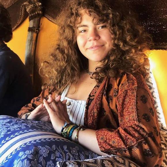 Meet your Posher, Rizz - Picture 1 of 1